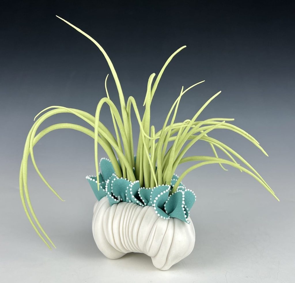 Joan Clare Brown Juxtaposes Anatomy and Memories in Poignant Porcelain Sculptures